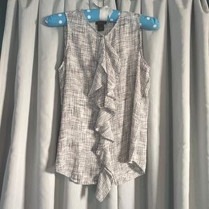 Ann Taylor Factory XS black & white pattern sleeveless poly top